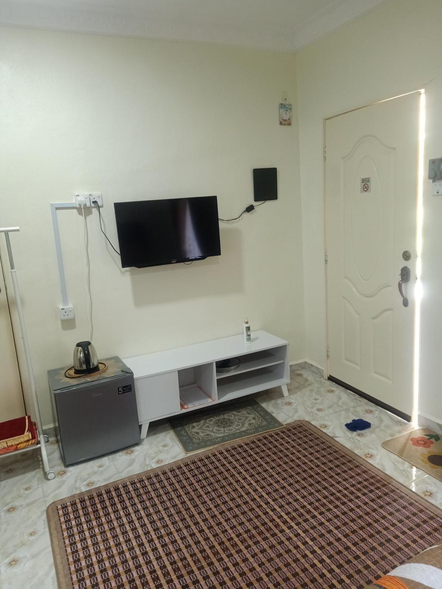 Heal Inn Roomstay- Islamic Guest Kangar Luaran gambar
